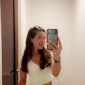 Meet your Posher, Alexis